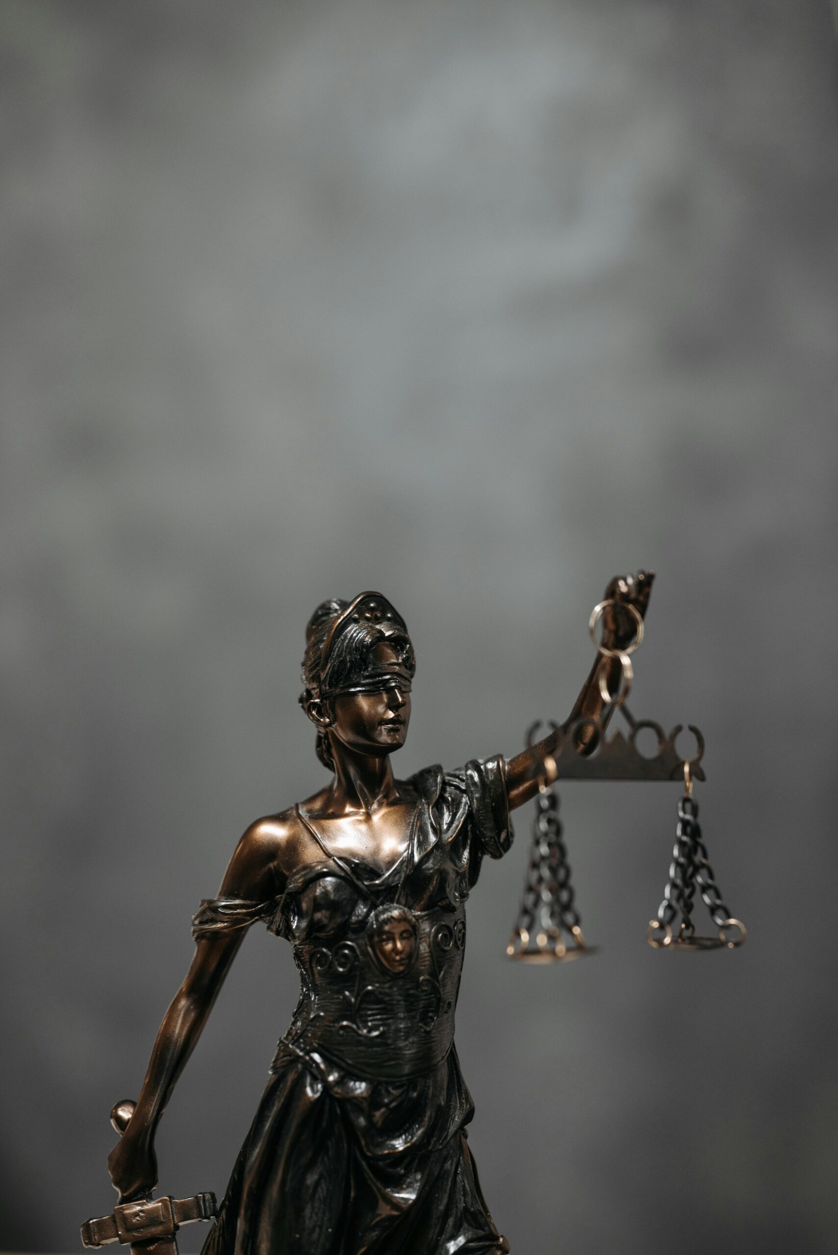 Who Pays the Legal Costs in Alimony Cases? Discover the Truth!