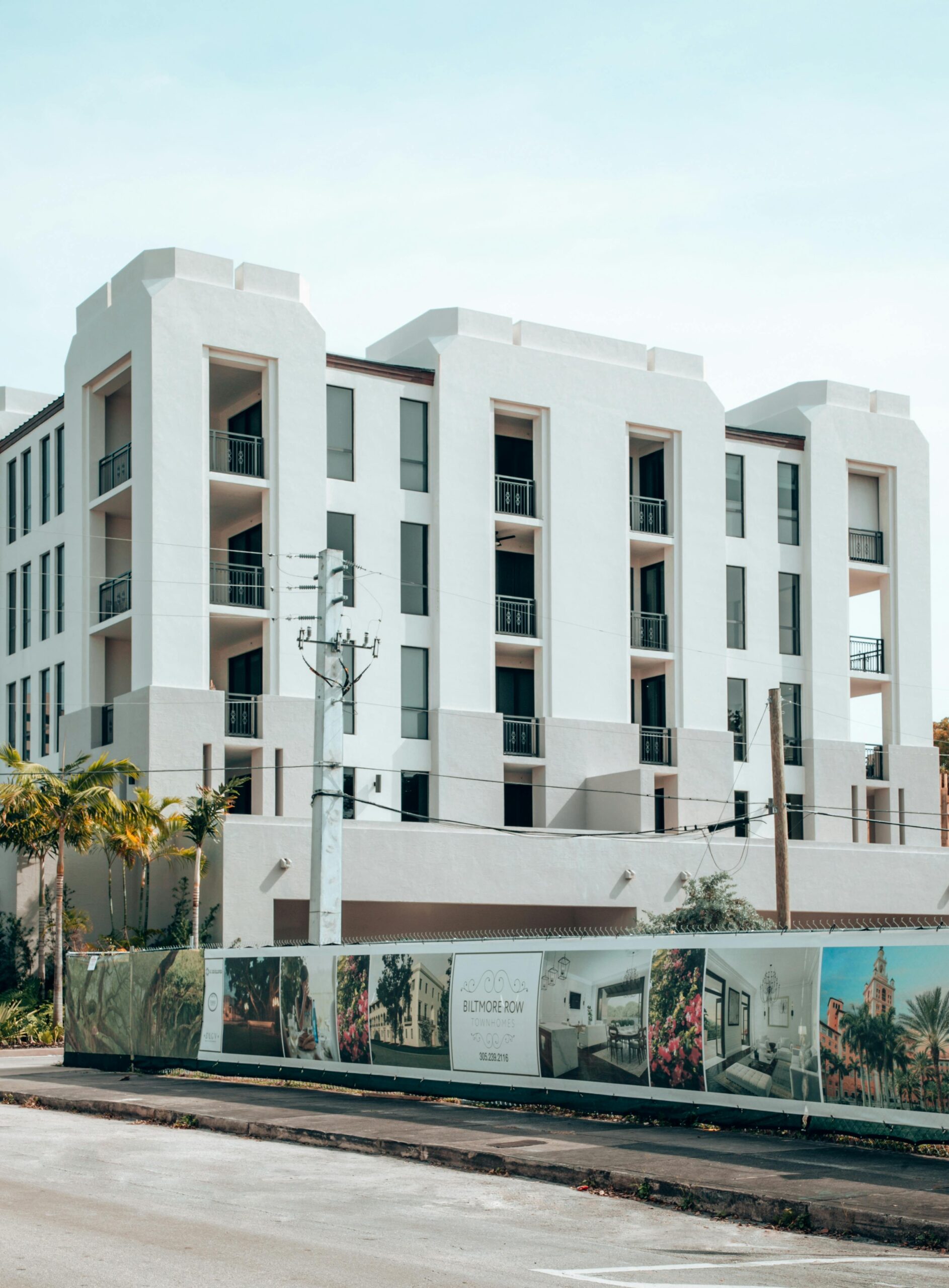 DeSantis Condo Law: What You Need to Know for Your Investment