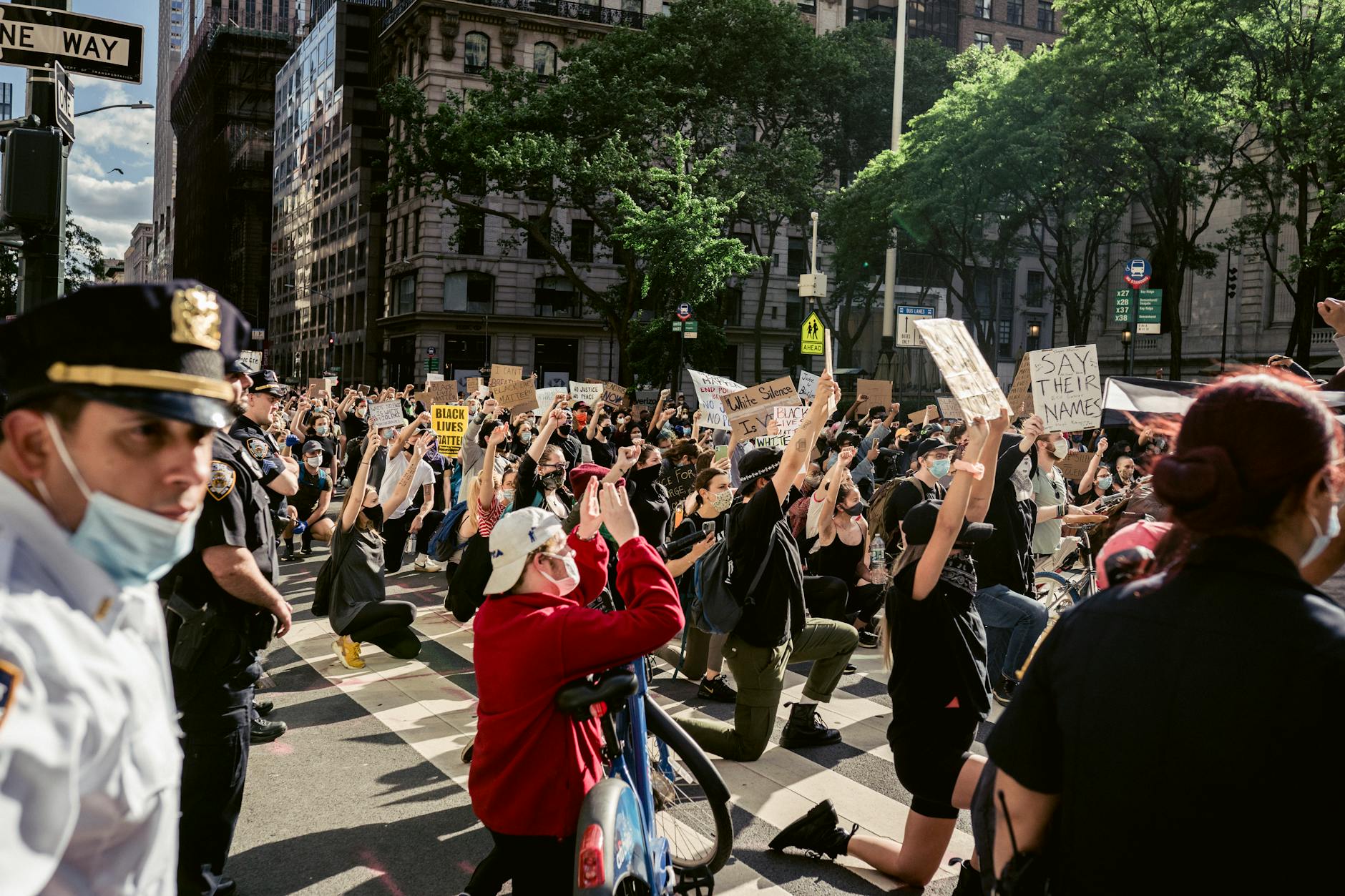 5 Phrases That Could Worsen Your Encounter With Police