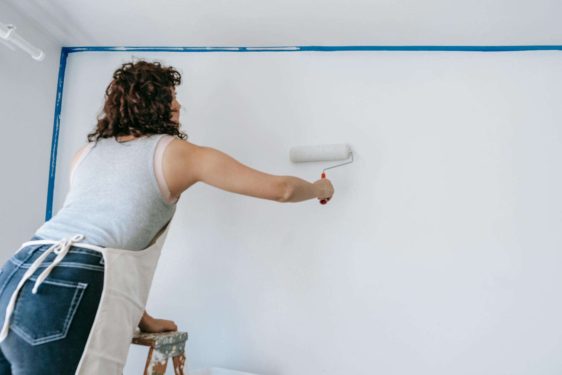 New Study Reveals 75% of Burglars Avoid Homes with Visible Firearms